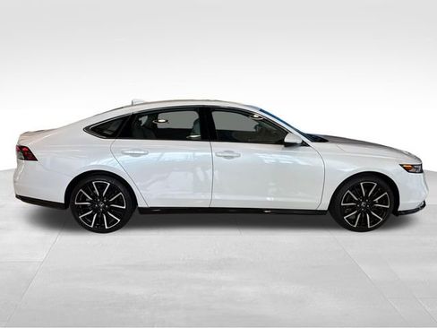 New 2026 Honda Accord Touring image 8