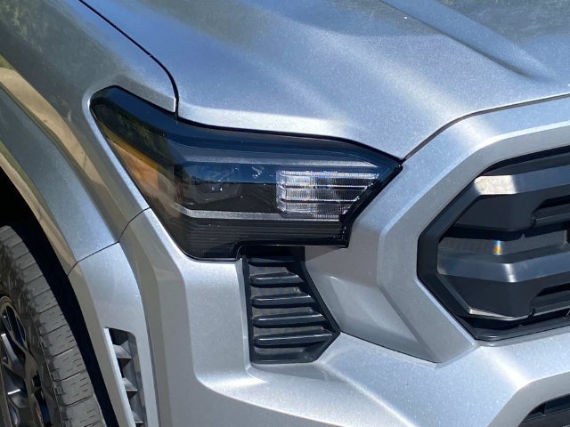 Used 2024 Toyota Tacoma SR5 RWD image 4