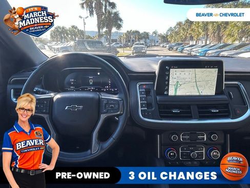 Used 2022 Chevrolet Suburban RST w/ Luxury Package image 16