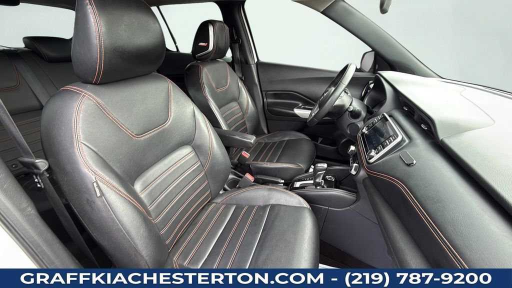 Used 2018 Nissan Kicks SR FWD image 36