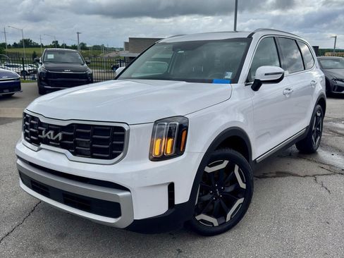 Used 2024 Kia Telluride S w/ S Sunroof Package AWD/4WD image 1