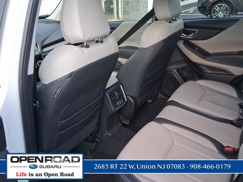 Used 2023 Subaru Forester Limited image 10