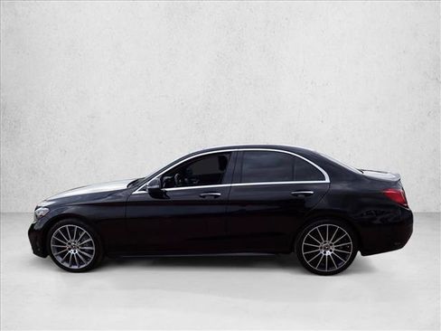 Used 2019 Mercedes-Benz C 300 4MATIC Sedan image 2