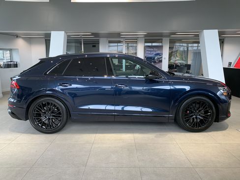 New 2026 Audi SQ8 Premium Plus image 2
