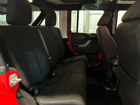 Used 2013 Jeep Wrangler Unlimited Sport image 29