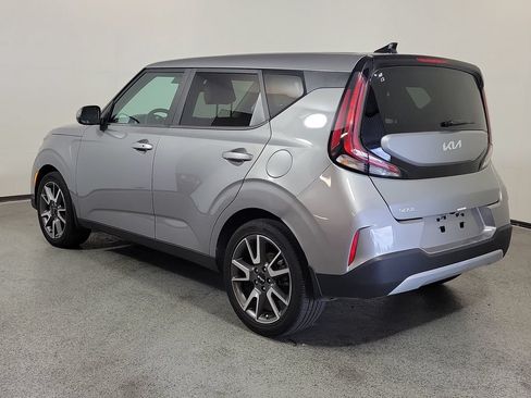 Used 2024 Kia Soul EX w/ Option Group 015 FWD image 5