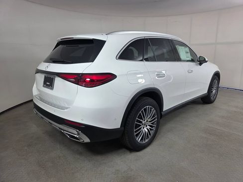 New 2027 Mercedes-Benz GLC 300 image 4