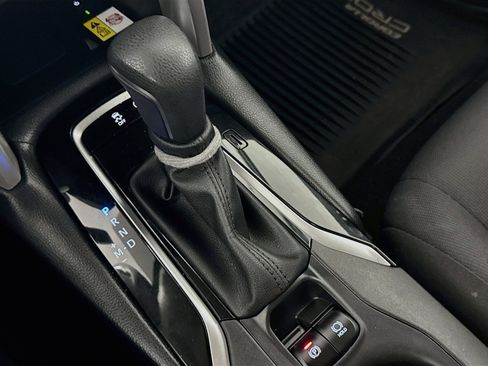 Certified 2023 Toyota Corolla Cross LE AWD/4WD image 18