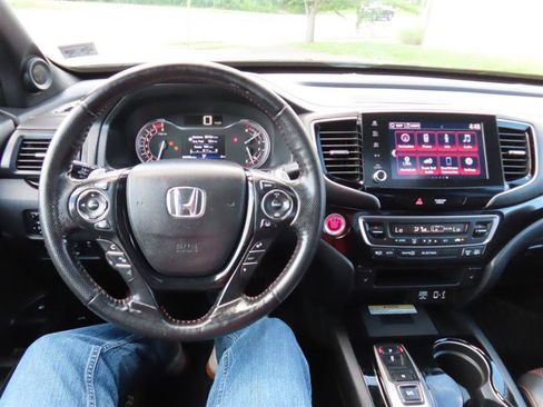 Used 2022 Honda Ridgeline Black Edition image 19