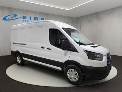New 2025 Ford E-Transit 148 Medium Roof w/ Load Area Protection Package