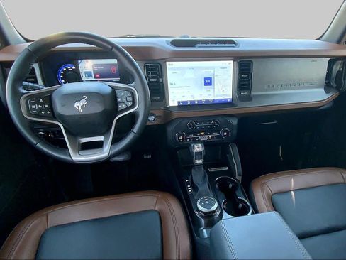 Certified 2024 Ford Bronco Outer Banks AWD/4WD image 16