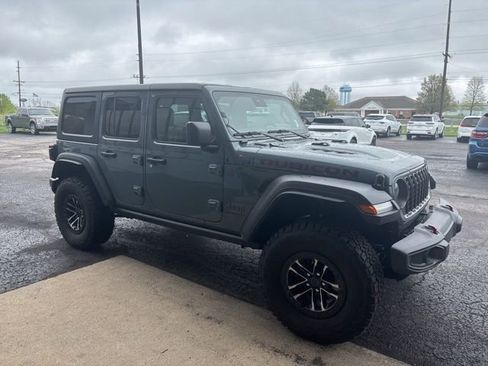 Used 2024 Jeep Wrangler Unlimited Rubicon w/ XTREMEE 35" Tire Package AWD/4WD image 7