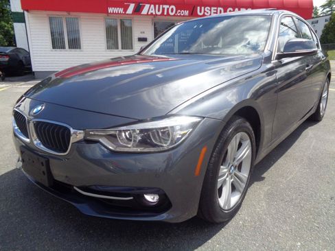 Used 2017 BMW 330i xDrive Sedan AWD/4WD image 17