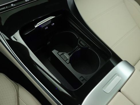 New 2026 Mercedes-Benz C 300 Sedan image 6