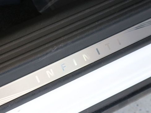Certified 2025 INFINITI QX50 Luxe image 35