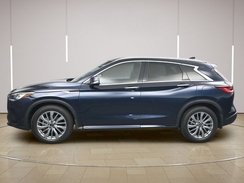 Used 2025 INFINITI QX50 Luxe AWD/4WD image 4