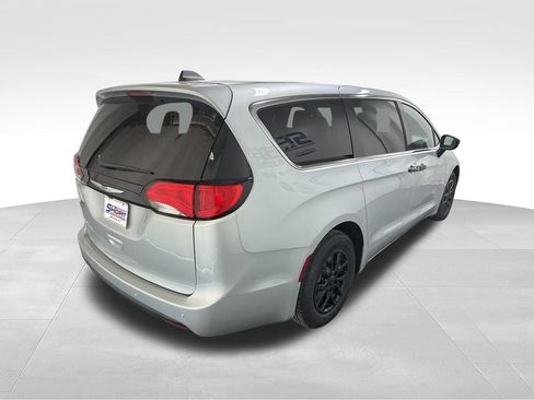 New 2026 Chrysler Voyager LX FWD image 4