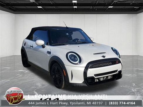 Used 2024 MINI Cooper S image 3