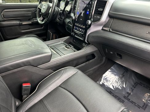 Used 2019 RAM 2500 Limited image 14