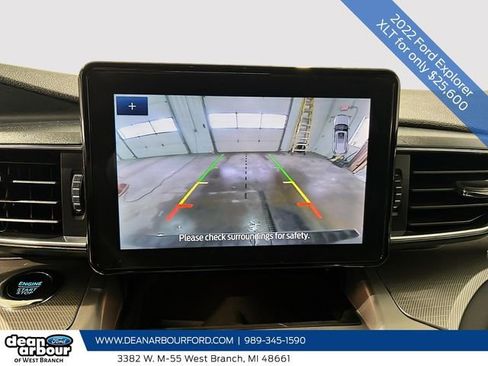 Used 2022 Ford Explorer XLT w/ Equipment Group 202A image 19
