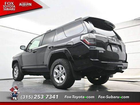 Used 2022 Toyota 4Runner SR5 Premium w/ Moonroof Package AWD/4WD image 20