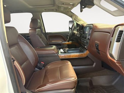 Used 2017 Chevrolet Silverado 2500 High Country w/ Duramax Plus Package image 13