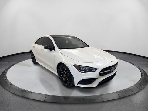 Used 2023 Mercedes-Benz CLA 250 4MATIC image 3