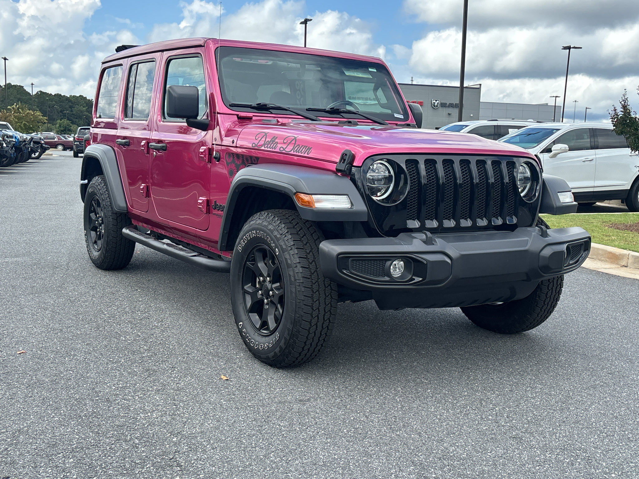 Used 2022 Jeep Wrangler Unlimited Sport AWD/4WD image 3