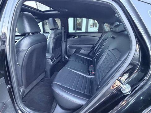 Used 2021 Kia Forte GT w/ GT2 Package image 13