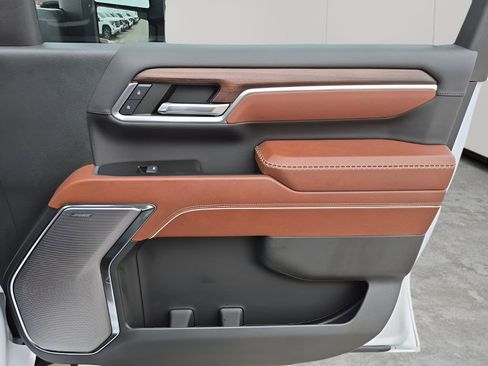 Used 2024 GMC Sierra 2500 Denali Ultimate w/ Max Trailering Package image 13