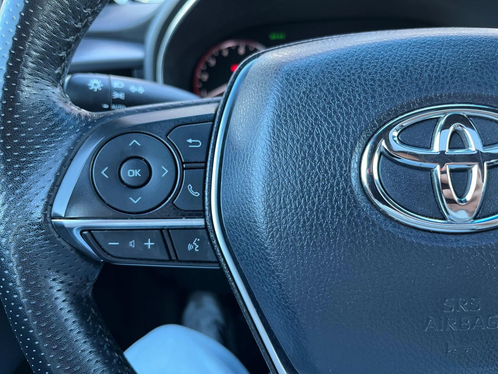 Used 2019 Toyota Avalon XSE FWD image 14