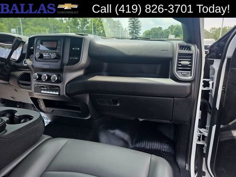 Used 2021 RAM 4500 Tradesman RWD image 26
