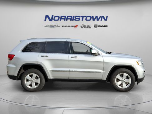 Used 2012 Jeep Grand Cherokee Laredo image 7