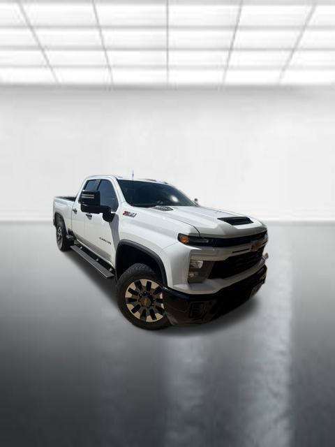 Used 2025 Chevrolet Silverado 2500 Custom w/ Custom Value Package AWD/4WD image 1
