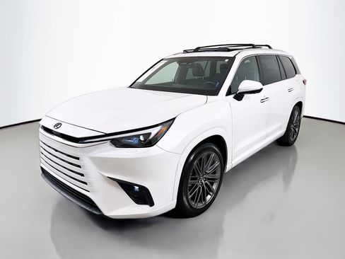 Certified 2025 Lexus TX 350 AWD w/ Technology Package image 3