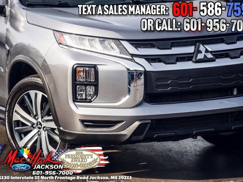 Used 2021 Mitsubishi Outlander Sport SE image 3