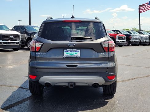 Used 2018 Ford Escape SE w/ SE Sync 3 Package image 5