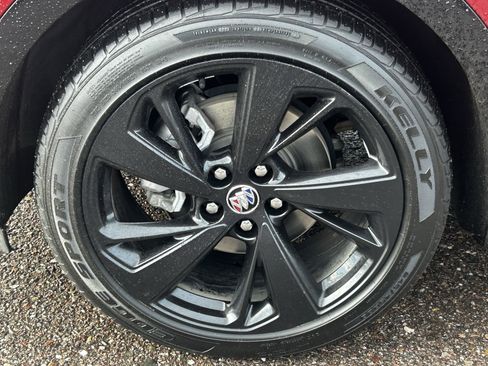 Used 2023 Buick Envision Preferred image 8