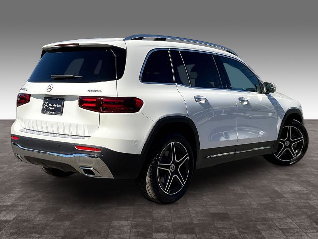 Used 2026 Mercedes-Benz GLB 250 4MATIC image 5