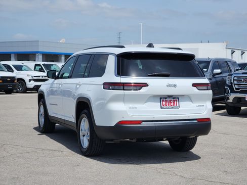 Used 2025 Jeep Grand Cherokee L Laredo w/ Luxury Tech Group I AWD/4WD image 5