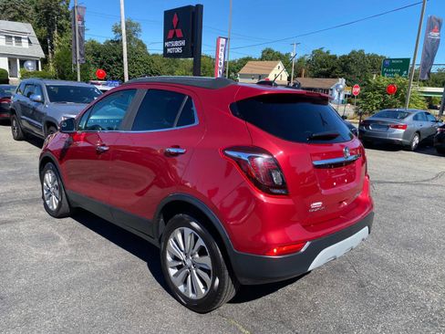 Used 2018 Buick Encore Preferred image 3