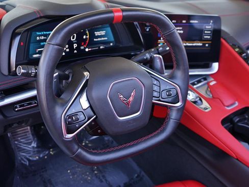 Used 2022 Chevrolet Corvette Stingray Preferred Conv w/ Z51 Performance Package RWD image 10