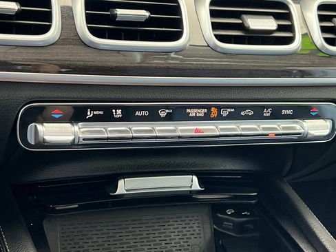Used 2023 Mercedes-Benz GLS 450 4MATIC image 26