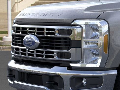 New 2026 Ford F350 XLT w/ 360-Degree Camera Package image 17