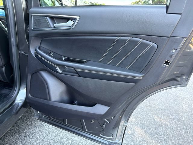 Used 2019 Ford Edge ST w/ Convenience Package AWD/4WD image 16