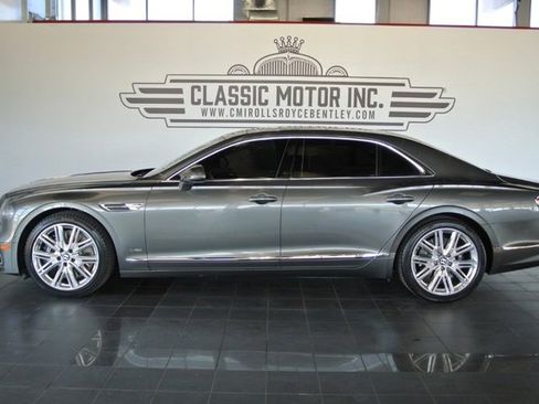 Used 2020 Bentley Flying Spur W12 image 9