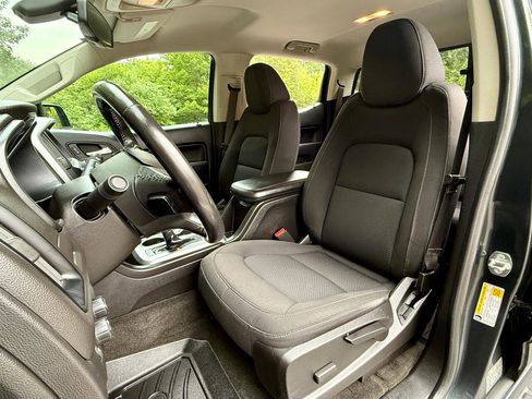 Used 2018 Chevrolet Colorado LT w/ LT Convenience Package image 14