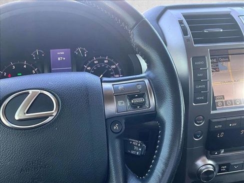 Used 2018 Lexus GX 460 w/ Navigation Package AWD/4WD image 19