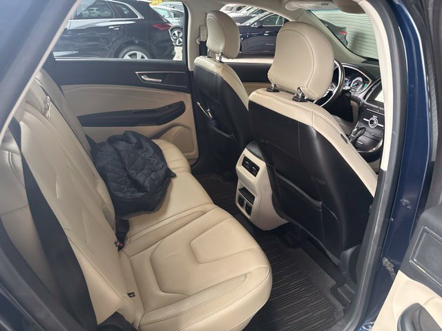 Used 2017 Ford Edge Titanium w/ Technology Package AWD/4WD image 10