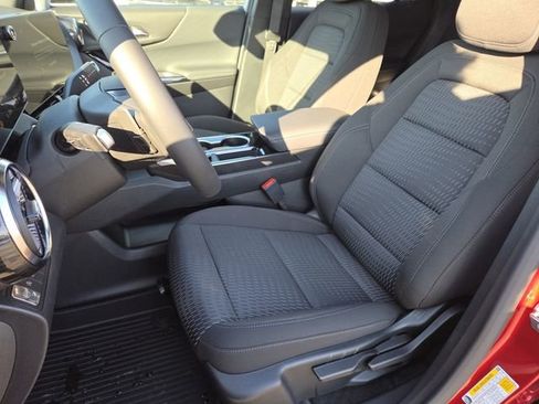 New 2026 Chevrolet Equinox LT w/ Safety and Technology Package FWD image 31